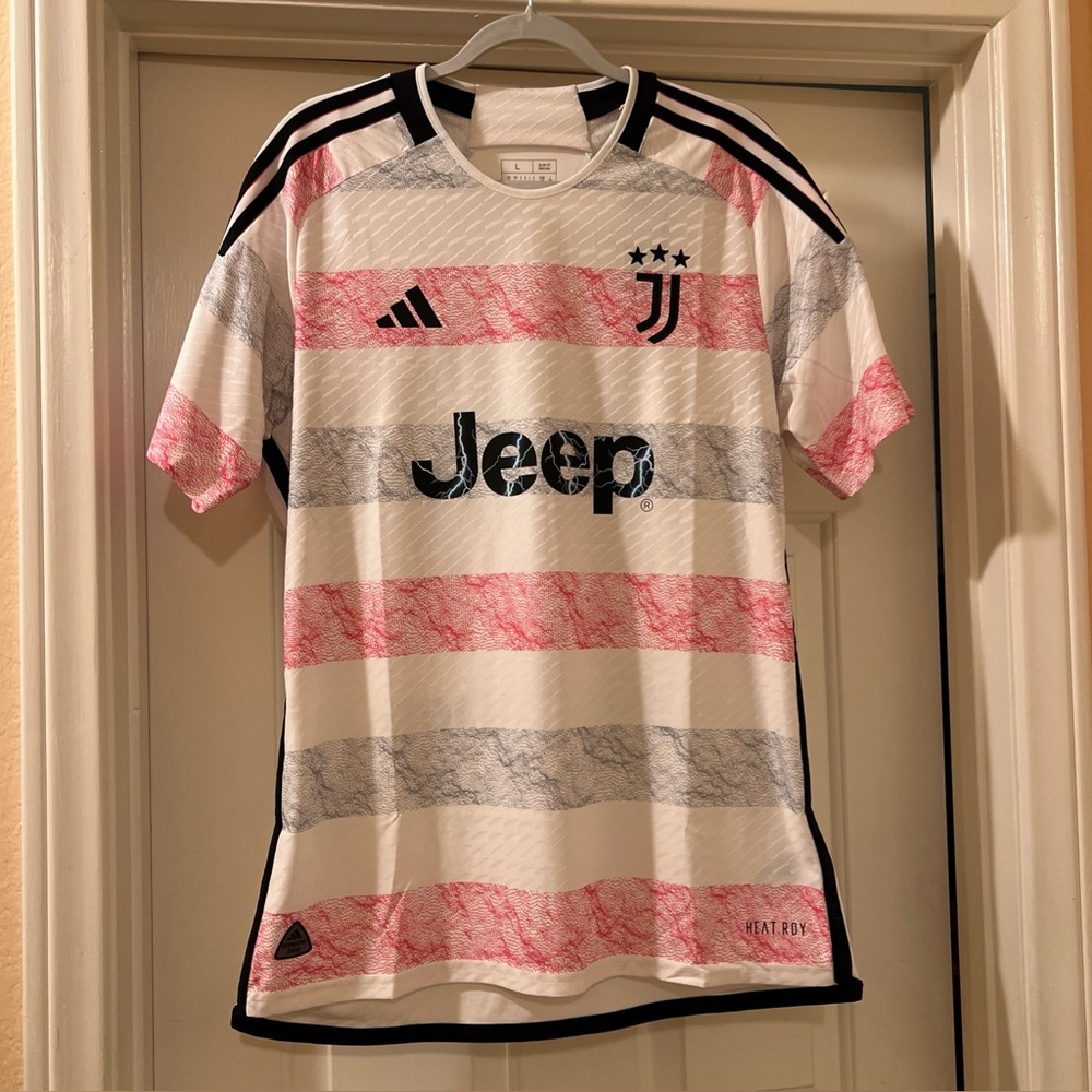 Adidas Juventus Weston McKennie Serie A PLAYER ISSUE Authentic Jersey Size Large - Picture 2 of 8